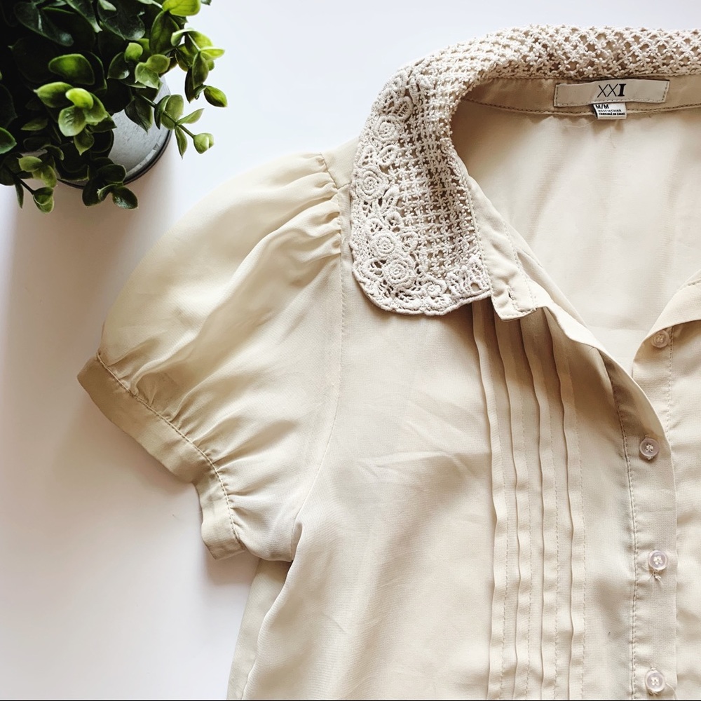 Crochet Peter Pan Collar Blouse